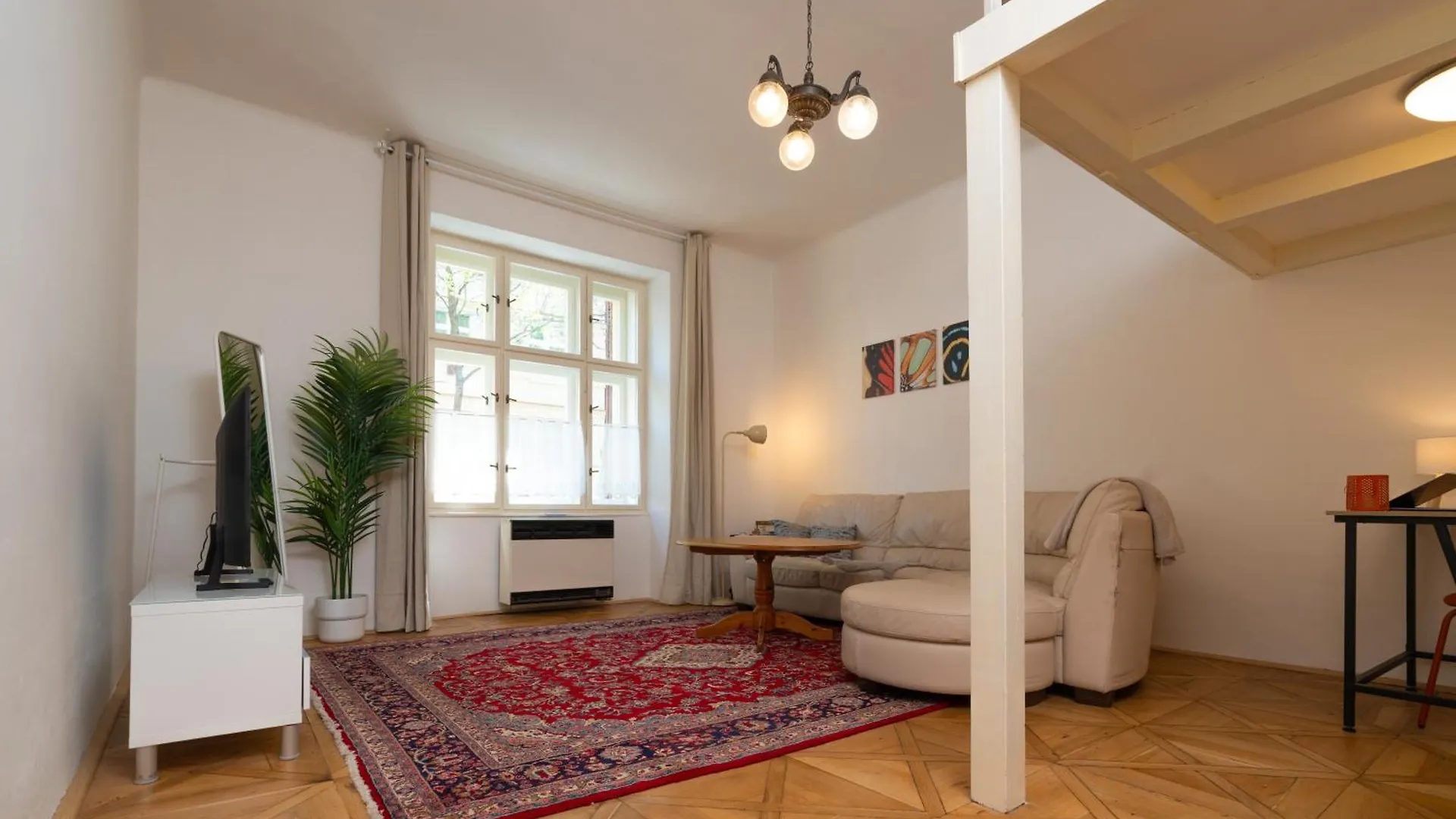 Prague Vinohrady Apartment